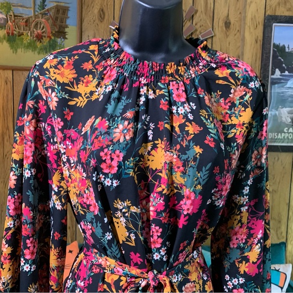 Ophelia Roe Feminine Floral Modest Long Sleeve Dress - Picture 8 of 15